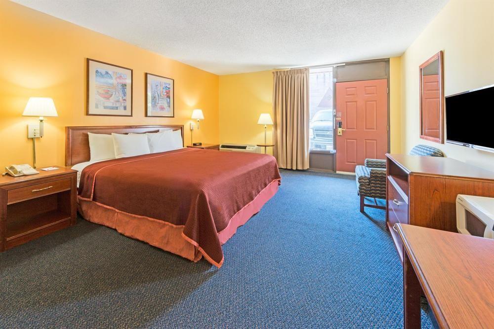 Motel 6 Springfield, Il - Airport Zewnętrze zdjęcie